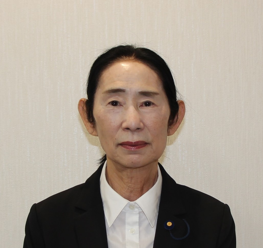 京兼 愛子