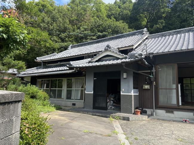 detached まんのう町炭所東2001-2