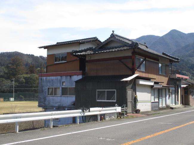物件側面1